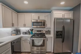 4955 Mimosa Cir, Sweet Home, OR 97356 - Photo 9