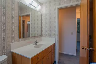 850 W Rose St, Lebanon, OR 97355 - Photo 19