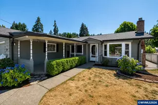 1012 S Water St, Silverton, OR 97381 - Photo 5