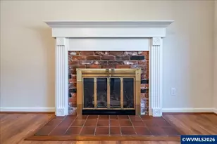1012 S Water St, Silverton, OR 97381 - Photo 13