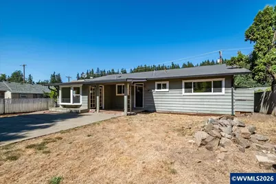 1012 S Water St, Silverton, OR 97381 - Photo 45