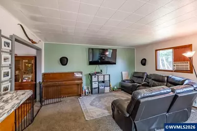 543 S 18th St, Philomath, OR 97370 - Photo 7
