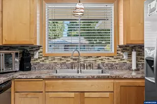 678 Menlo Dr N, Keizer, OR 97303 - Photo 13