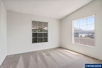 5422 Portland Rd NE #102, Salem, OR 97305 - Photo 19