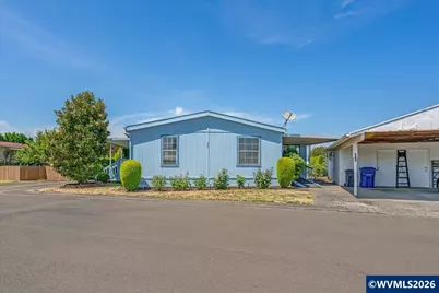 5422 Portland Rd NE #102, Salem, OR 97305 - Photo 1