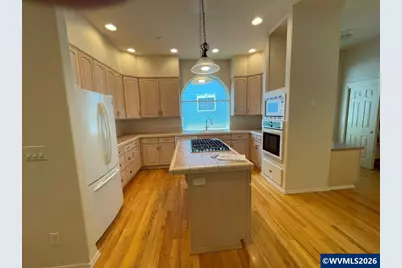 2067 Alex Av SE, Salem, OR 97302 - Photo 5