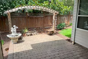 2067 Alex Ave SE, Salem, OR 97302 - Photo 17