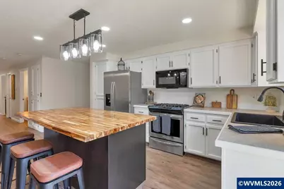 715 Wildflower St NE, Salem, OR 97301 - Photo 15