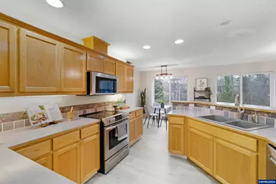 2367 Wilark Dr NW, Salem, OR 97304 - Photo 5