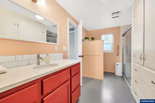 85385 Ridgeway Rd, Pleasanthill, OR 97455 - Photo 13