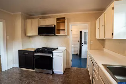 1485 Summer St NE, Salem, OR 97301 - Photo 13