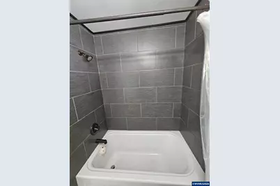 267 N 5th St, Jefferson, OR 97352 - Photo 7