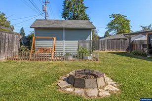 444 Heffley St S, Monmouth, OR 97361 - Photo 33