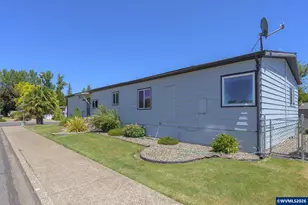 1444 NW 9th Ct, McMinnville, OR 97128 - Photo 5