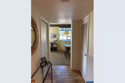 3542 Halifax Sq #9 SE, Salem, OR 97302 - Photo 3