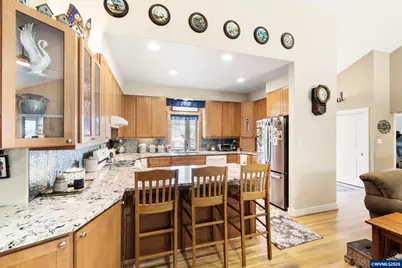 777 SE Cynthian Av, Dallas, OR 97338 - Photo 17