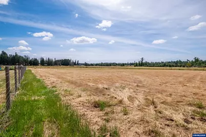 7570 Olney St SE, Salem, OR 97317 - Photo 43