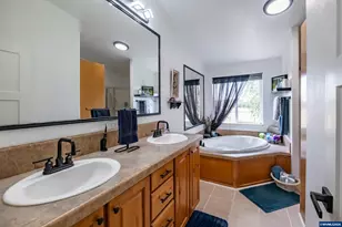 7570 Olney St SE, Salem, OR 97317 - Photo 17
