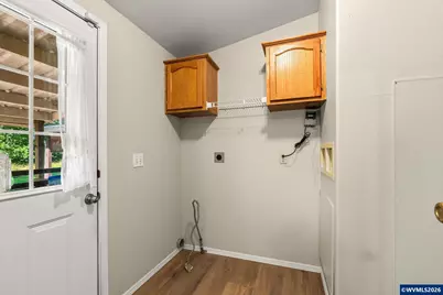 34280 E Lacomb Rd, Lebanon, OR 97355 - Photo 25