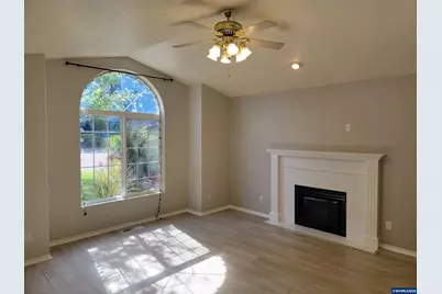 5923 Rhinestone Ct SE, Salem, OR 97306 - Photo 9