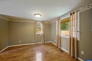6290 SW Carman Dr, Lake Oswego, OR 97035 - Photo 9