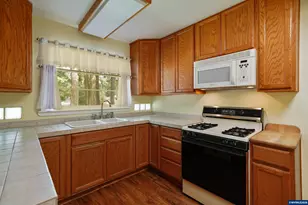 6290 SW Carman Dr, Lake Oswego, OR 97035 - Photo 9