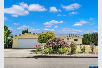 1544 Woodland Av, Woodburn, OR 97071 - Photo 1