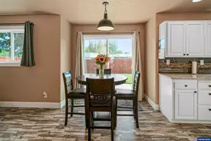 1082 Merlot Ave NE, Keizer, OR 97303 - Photo 21