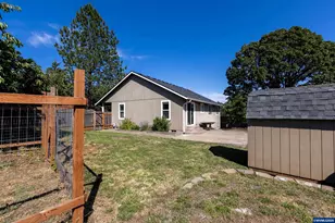 578 Pioneer St, Philomath, OR 97330 - Photo 37