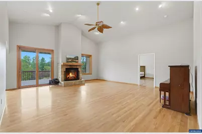 37808 Farris Rd, Scio, OR 97374 - Photo 7