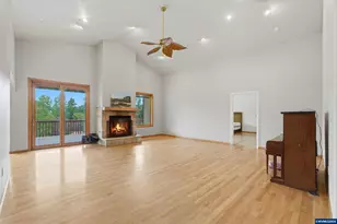 37808 Farris Rd, Scio, OR 97374 - Photo 7