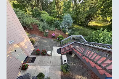 3026 NW Glenridge Dr, Corvallis, OR 97330 - Photo 15