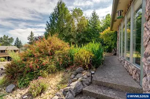 1020 Windemere Dr NW, Salem, OR 97304 - Photo 5