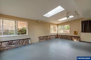 1020 Windemere Dr NW, Salem, OR 97304 - Photo 23
