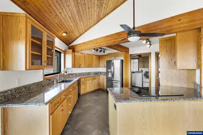3460 Eola Dr NW, Salem, OR 97304 - Photo 9