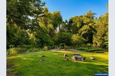 1946 SE Miller Av, Dallas, OR 97338 - Photo 43
