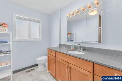 1104 Stanfield Rd, Woodburn, OR 97071 - Photo 11