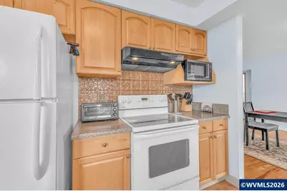 1104 Stanfield Rd, Woodburn, OR 97071 - Photo 7