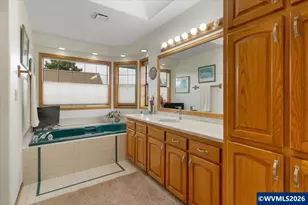 595 W Main St, Sublimity, OR 97385 - Photo 21