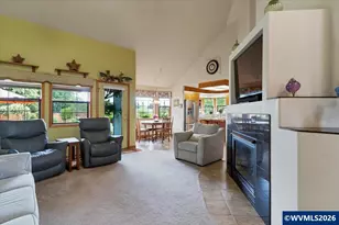595 W Main St, Sublimity, OR 97385 - Photo 9