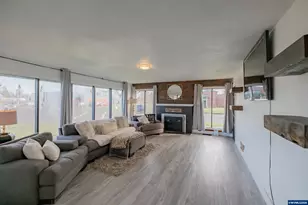 160 Tangent St, Lebanon, OR 97355 - Photo 5