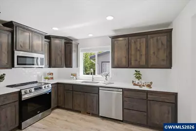 337 N 18th St, Philomath, OR 97370 - Photo 17
