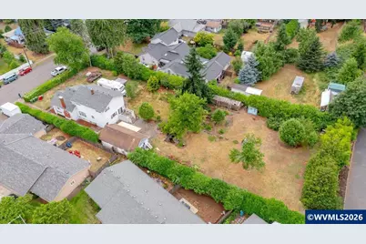 931 S Water St, Silverton, OR 97381 - Photo 5