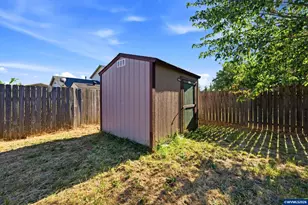 965 SW Sequoia Ln, Dallas, OR 97338 - Photo 25