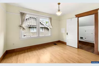 965 D St, Salem, OR 97301 - Photo 33
