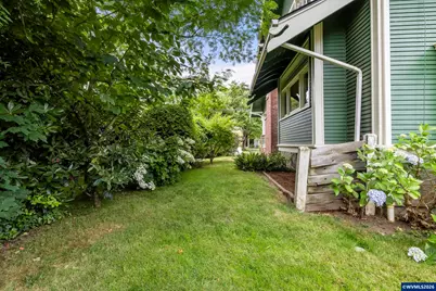 965 D St, Salem, OR 97301 - Photo 45