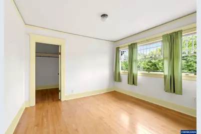 965 D St, Salem, OR 97301 - Photo 31