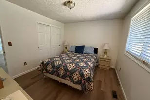20143 NE San Rafael St, Fairview, OR 97024 - Photo 11