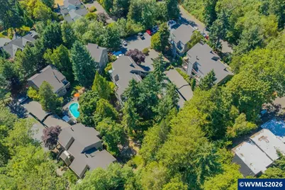 4620 Lower Dr, Lake Oswego, OR 97035 - Photo 25