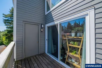 4620 Lower Dr, Lake Oswego, OR 97035 - Photo 21